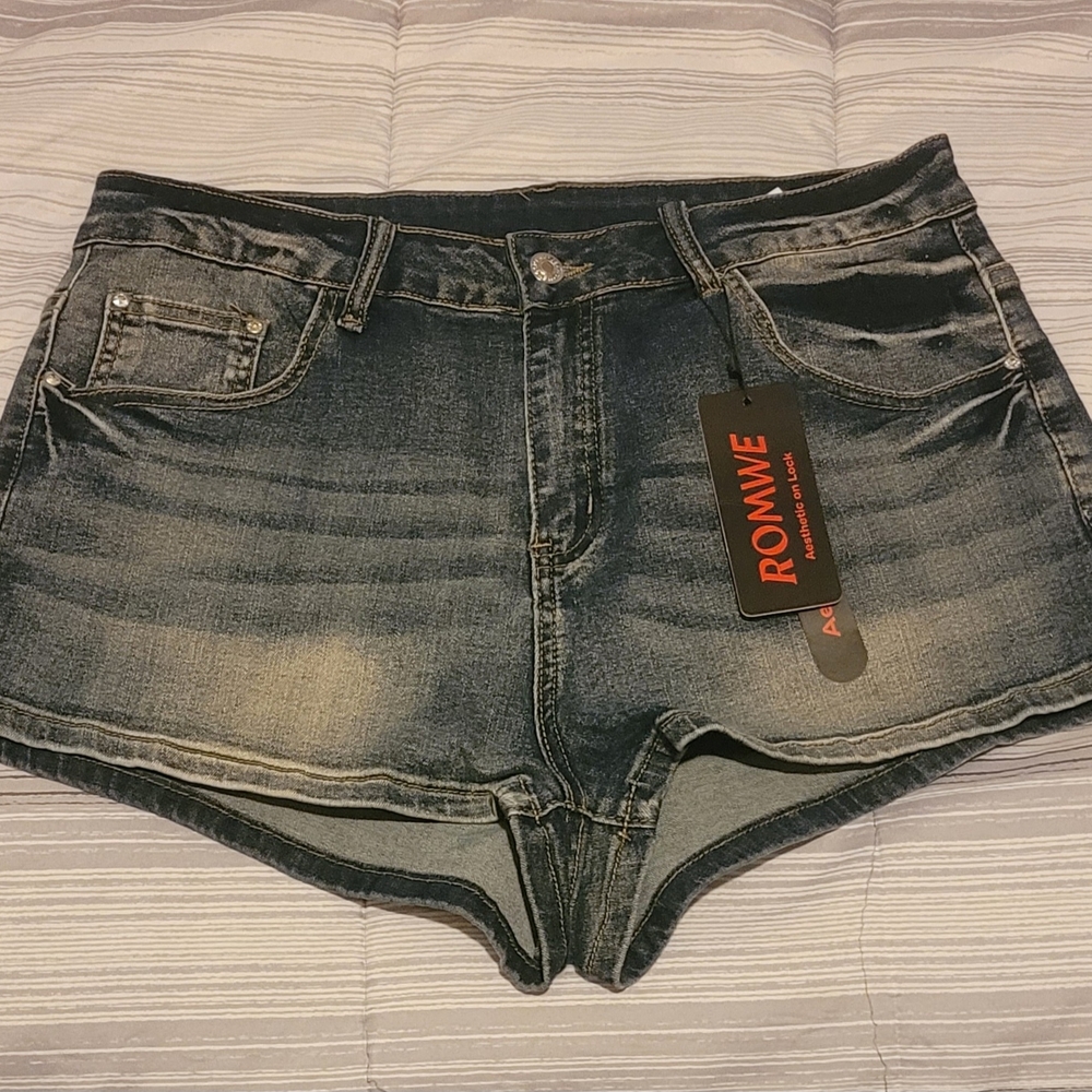 ROMWE Women's Dark Wash Denim Shorts